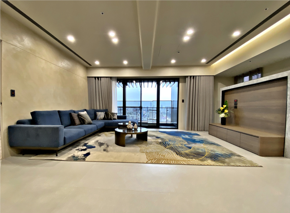 *忠孝敦化*樓中樓露台戶*3套房＋傭房*5車位