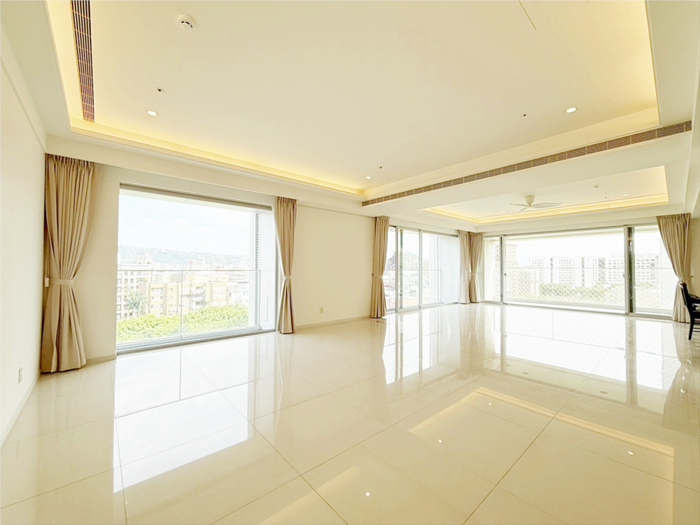 MRT石牌磺溪首排｜白派美學設計尊榮景觀大宅