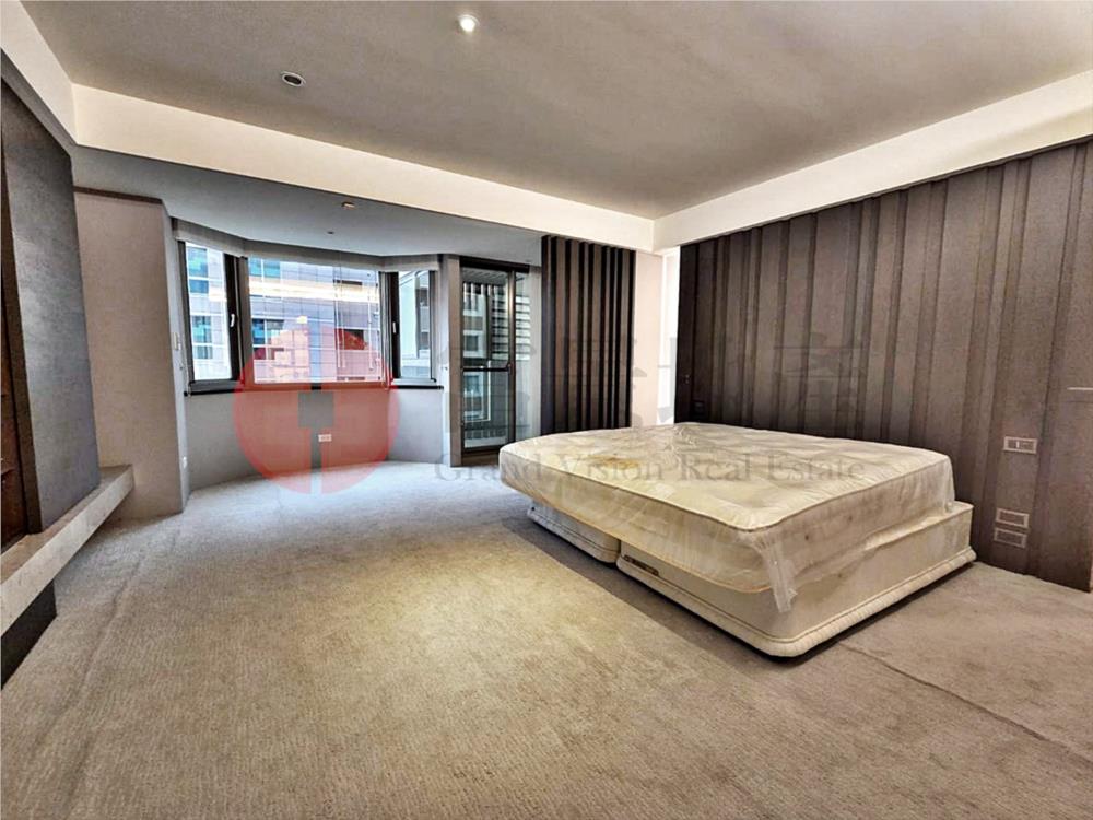 *101*一層一戶*高樓美景*泳池豪邸*