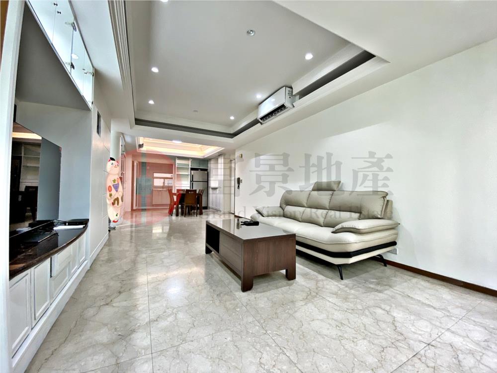 松山高中旁●市府站●全新裝潢●空間大好利用